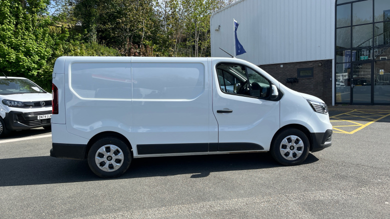 Renault Trafic Swb Diesel SL30 Blue dCi 130 Advance [Safety] Van